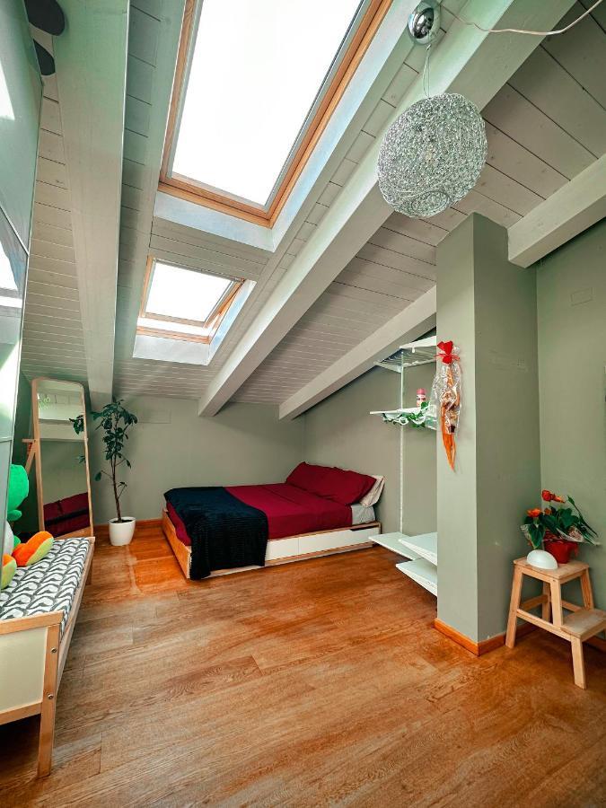 Accogliente Mansarda In Centro Storico Apartamento Rávena Exterior foto